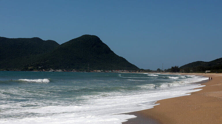 Sistema reúne informações sobre a qualidade da água do mar para banho (Foto: Lucas Amorelli, DC)