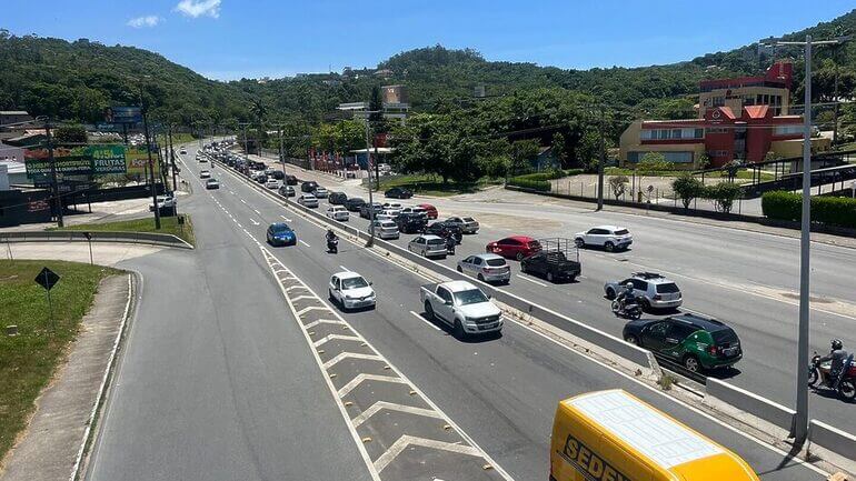 SC-401 e pontes Pedro Ivo e Colombo Salles devem ser as principais regiões atendidas pelos guinchos (Foto: Arquivo NSC)