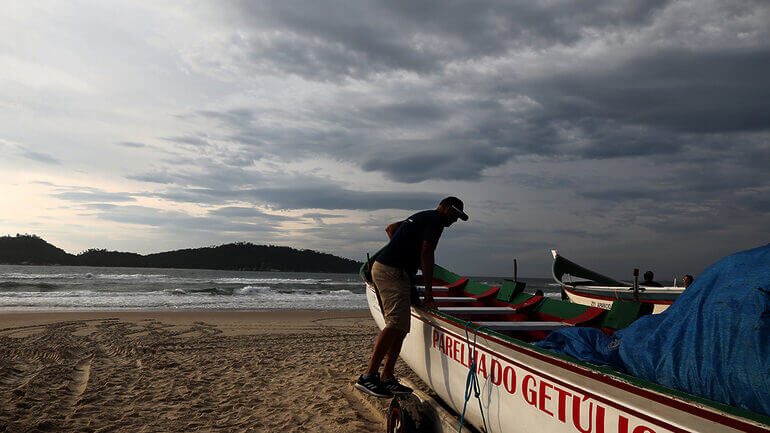 Pesca artesanal foi liberada em maio e finalizou em julho (Foto: Lucas Amorelli DC)