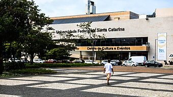 Universidade Federal de Santa Catarina, em Florianópolis (Foto: Tiago Ghizoni, NSC Total)