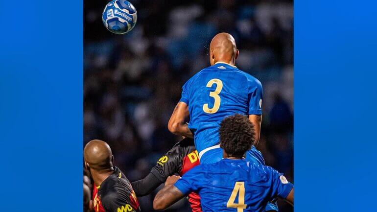 Alan Costa em jogo contra o Sport (Foto: Avaí F.C)