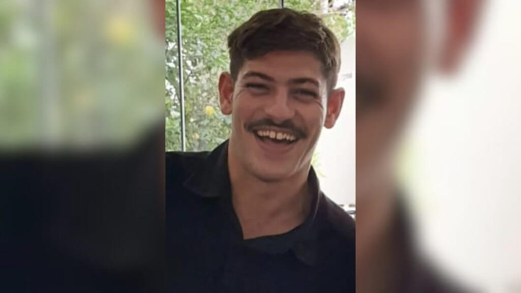 Natural da capital, morador da Barra da Lagoa e funcionário de um café, o desaparecimento de André tem gerado comoção nas redes sociais. (Foto: Arquivo Pessoal/Reprodução)