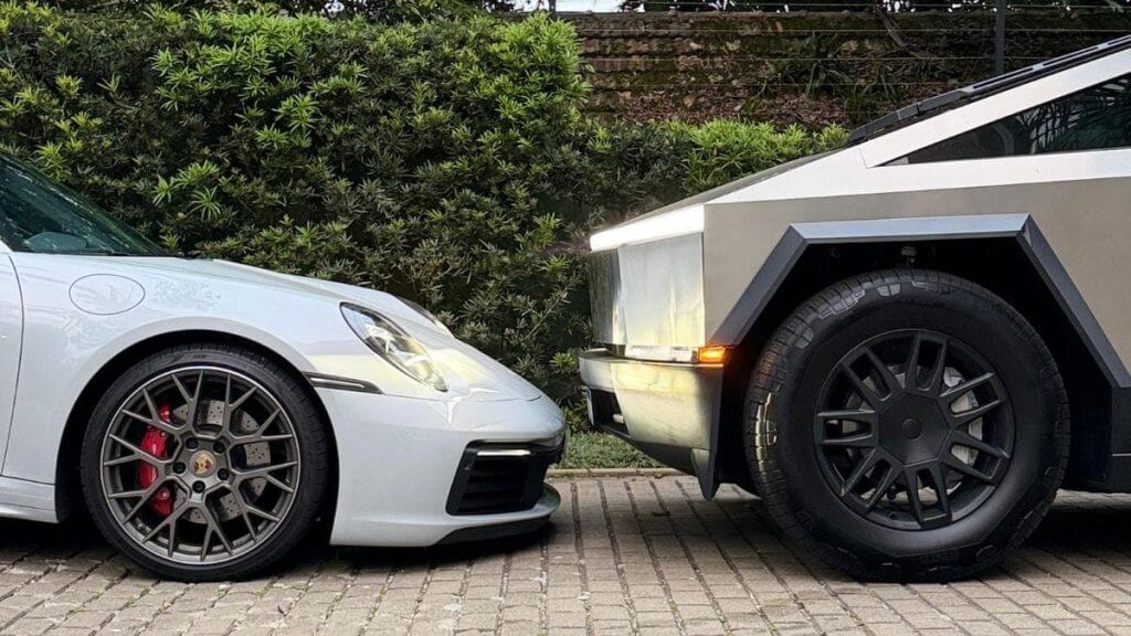 Empresário chama atenção ao circular com carro futurista em SC; veja fotos. (Foto: Arquivo Pessoal/Reprodução)